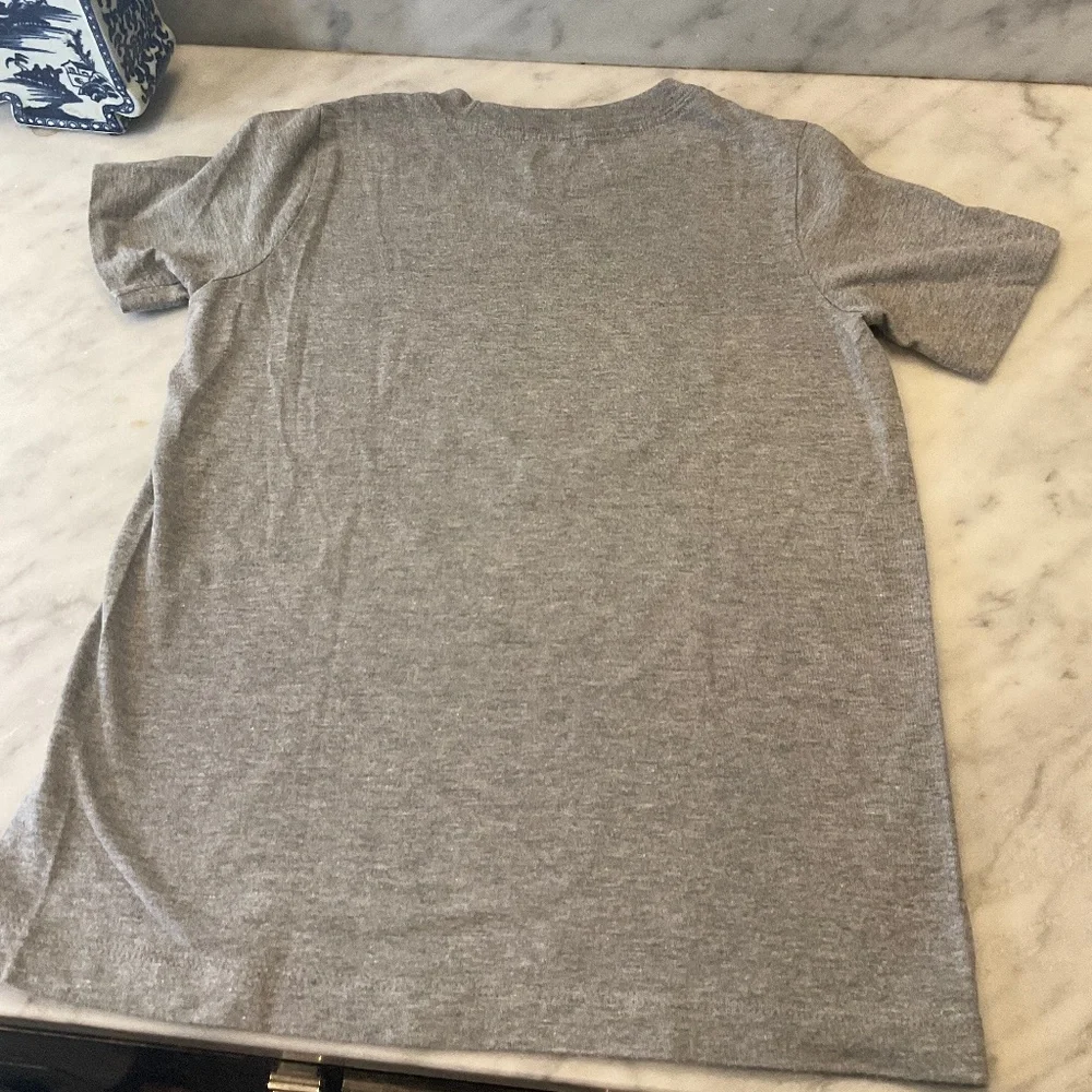 Nike Grey Cotton Basketball T-Shirt Size Small - Picture 4 of 4